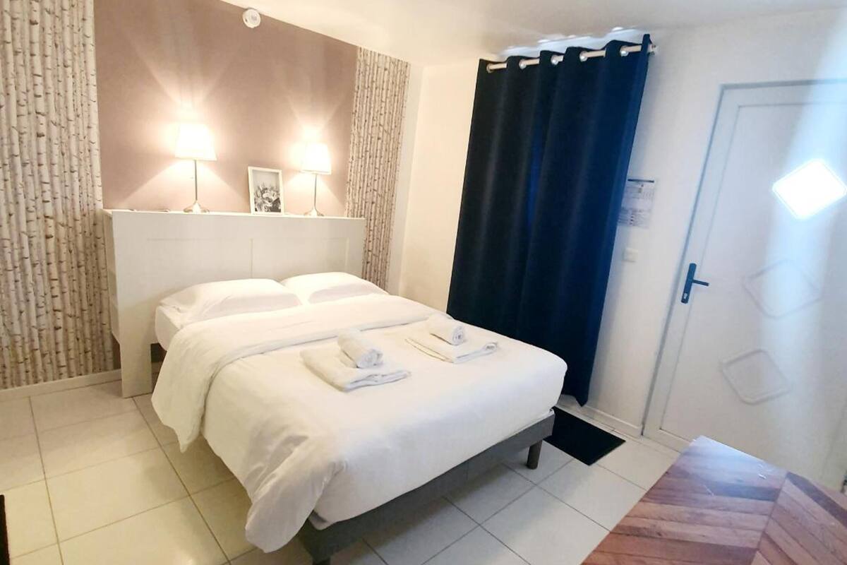 1 bedroom, premium bedding, individually decorated, free wifi