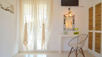 Comfort Studio | Soundproofing, free WiFi, bed sheets