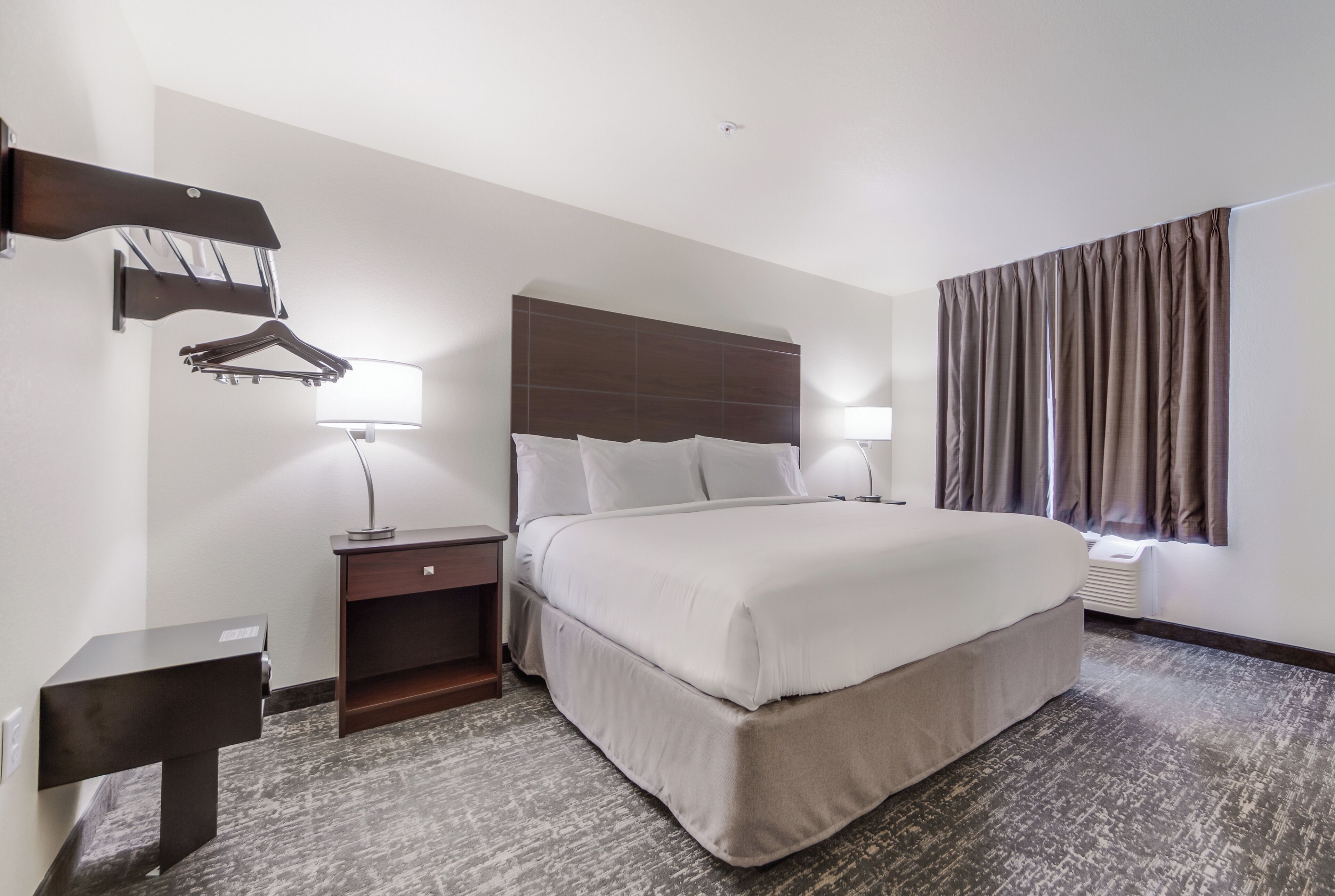 suite, 1 king bed with sofa bed, accessible, non smoking (mobility, roll-in shower) | pillow-top beds, individually decorated, individually furnished, desk