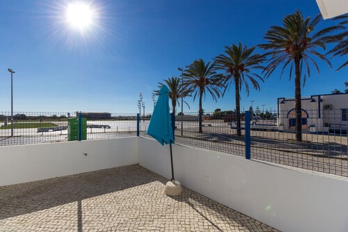 3 Schlafzimmer Villa vor dem Strand by AlgarveManta (14V3)