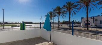 3 bedroom villa on the 1st line of beach and Wi-Fi by AlgarveManta (14V3)