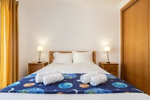 3 chambres, Wi-Fi gratuit, draps fournis