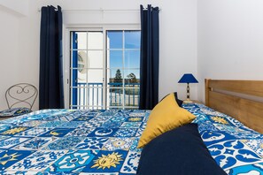 3 quartos, Wi-Fi de cortesia, roupa de cama
