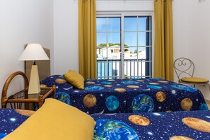 3 bedrooms, free WiFi, bed sheets