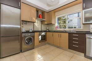 Fridge, microwave, oven, dishwasher