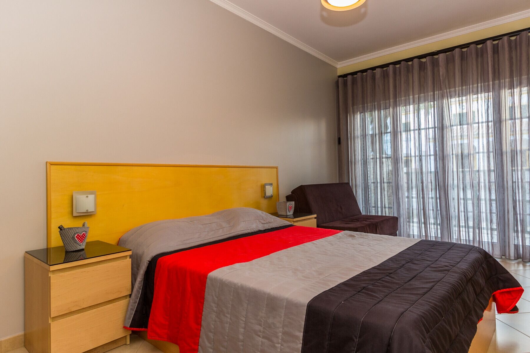 3 bedrooms, iron/ironing board, free WiFi, bed sheets