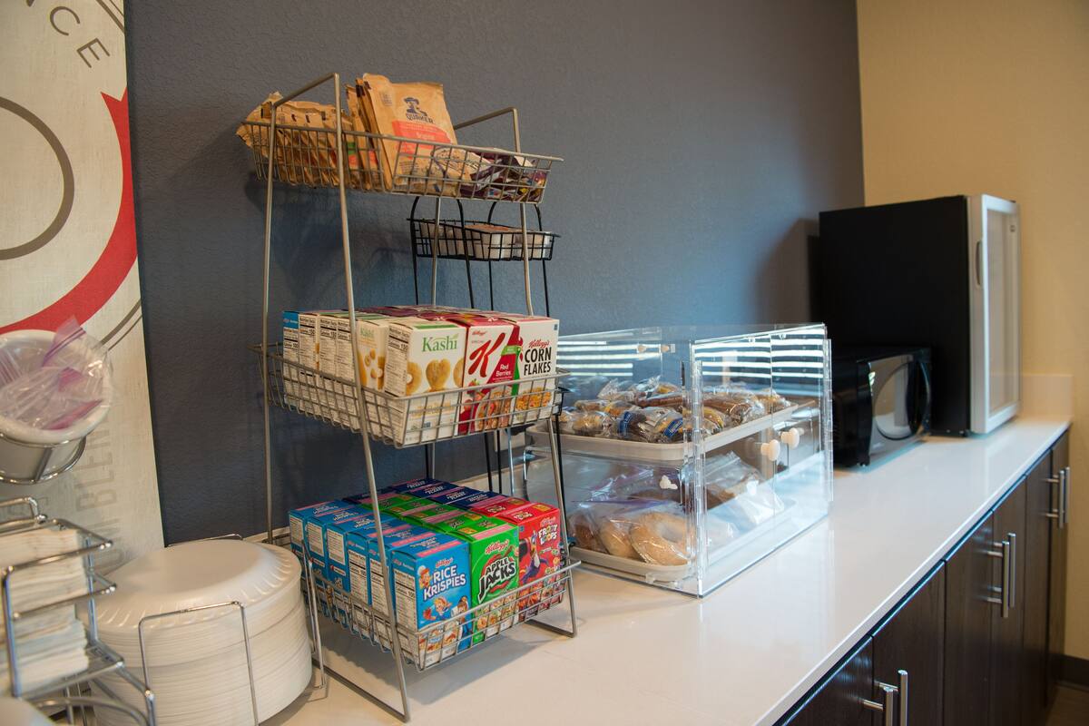 free daily self-service breakfast
