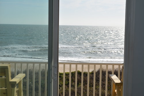 Ocean & Sound Views; 2 King Suites; Elevator