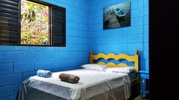 1 bedroom, hypo-allergenic bedding, free WiFi, bed sheets