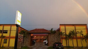 Ngoại thất