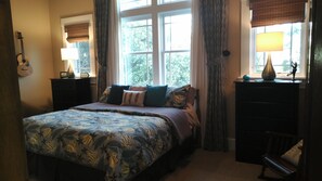 4 chambres, fer et planche à repasser, Wi-Fi gratuit, draps fournis