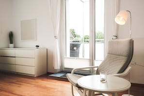 2 chambres, ameublement personnalisé, rideaux occultants