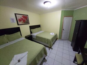 Double Room, 2 Double Beds | Free WiFi, bed sheets