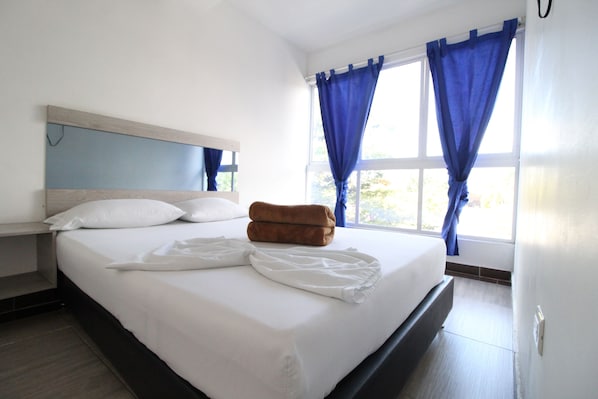 Chambre Double Économique | Bureau, Wi-Fi gratuit