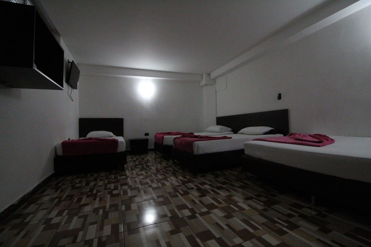 Economy Quadruple Room