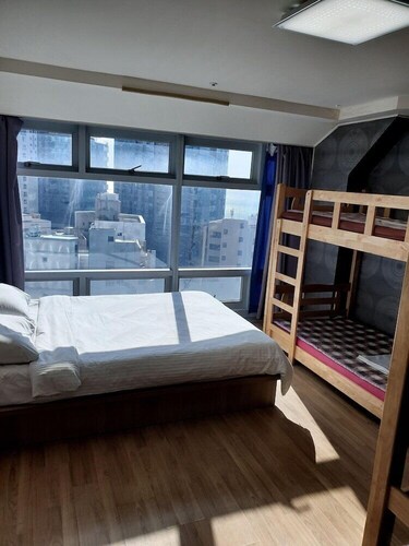 Popcorn Hostel Haeundae