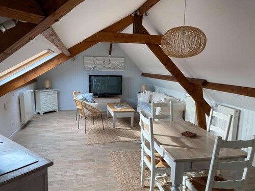 Cottage Loft 2 to 6 people, (if necessary + rooms)