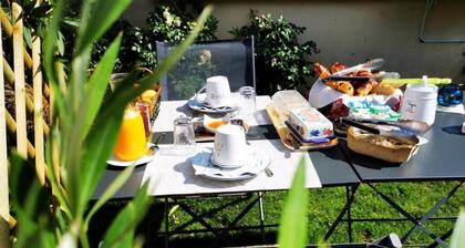 Cottage Loft 2 to 6 people, (if necessary + rooms)