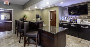 Lobby lounge - Cobblestone Inn & Suites - Brookville (Brookville)