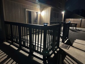Terrace/patio - MIMI MANSION ...SPACE GALORE!!.. 16 SLEEPS IN LUXURIOUS  COMFORT FOR LESS  (Decatur)