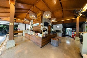 Dining - River Kwai Bridge Resort (Kanchanaburi)