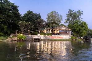 Exterior - River Kwai Bridge Resort (Kanchanaburi)