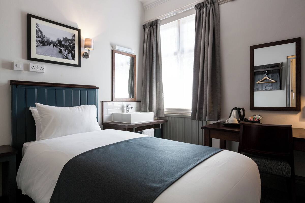 Basic Single Room | Wi-fi percuma 