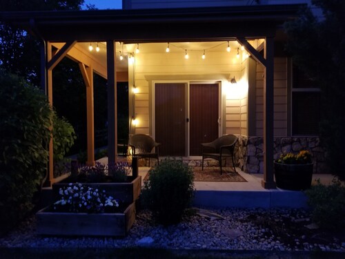 Quiet Loveland Escape – Close to Downtown, Parks & I-25