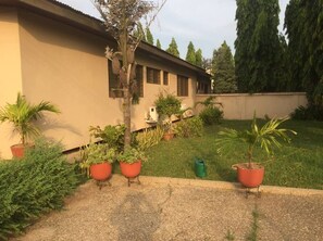 Enceinte de lâhĂ©bergement