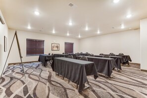 Meeting facility - Cobblestone Hotel & Suites - Cozad (Cozad)