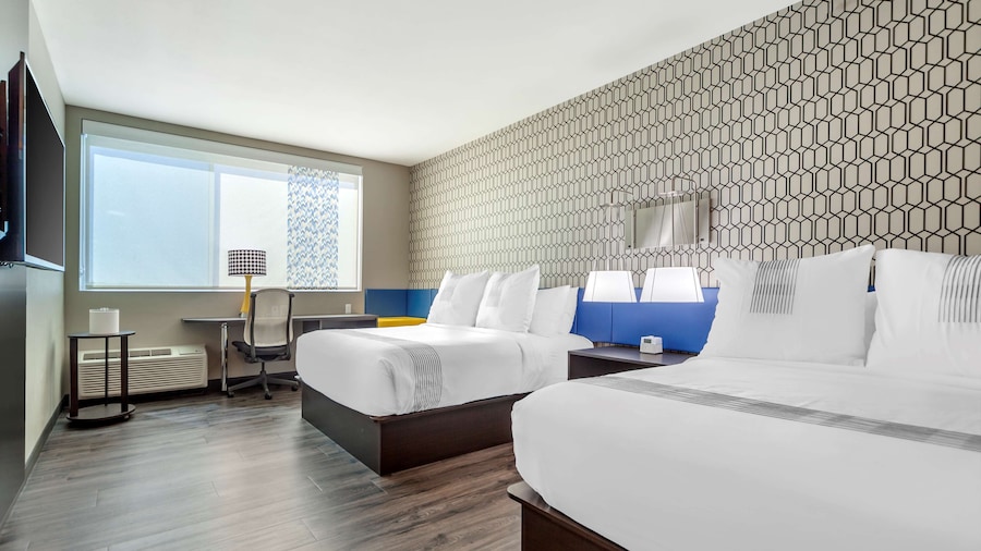 GLō Best Western Dawley Farms In Sioux Falls