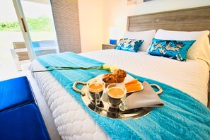 3 camere, una scrivania, ferro/asse da stiro, culla da viaggio