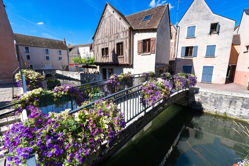Homerez - Studio with parking in Montargis