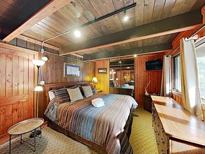 4 slaapkamers, een strijkplank/strijkijzer, wifi, beddengoed