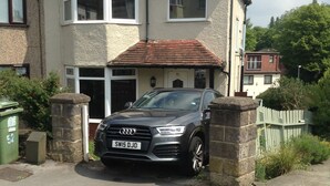 Front of property - CHAPEL ALLERTON LODGE (Leeds)