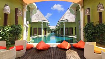 Alberca al aire libre