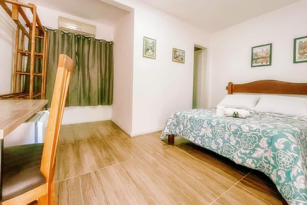 Chambre Double Confort, 1 chambre | 1 chambre, bureau, espace de travail pour ordinateur portable
