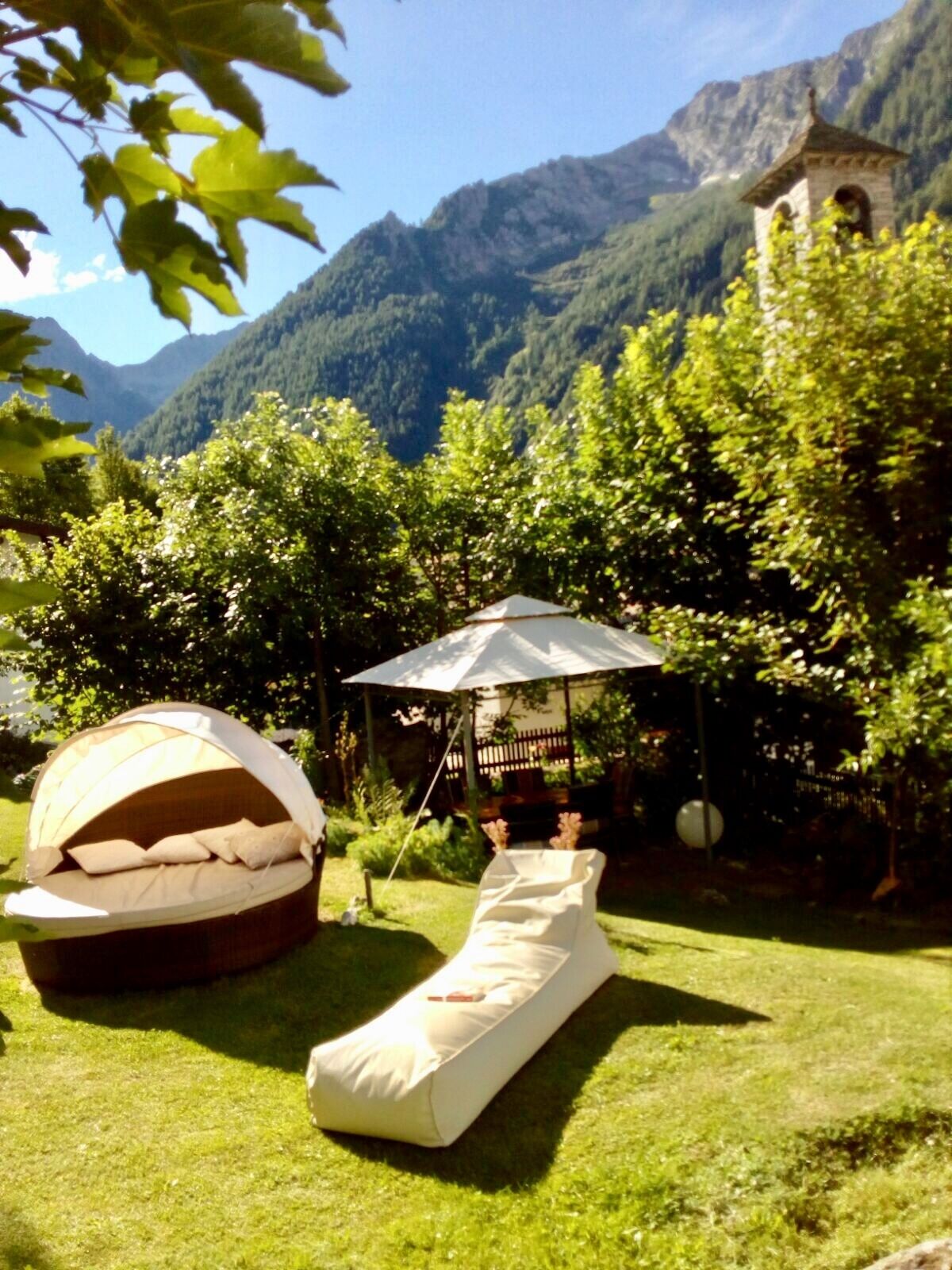 Apartment \"Casa Weisstor\", with lawn and vegetable gardens in the presence of Monte Rosa