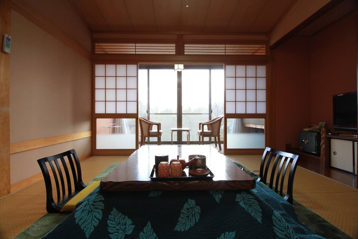Japanese Style Room for 4 Guests with Private Toilet