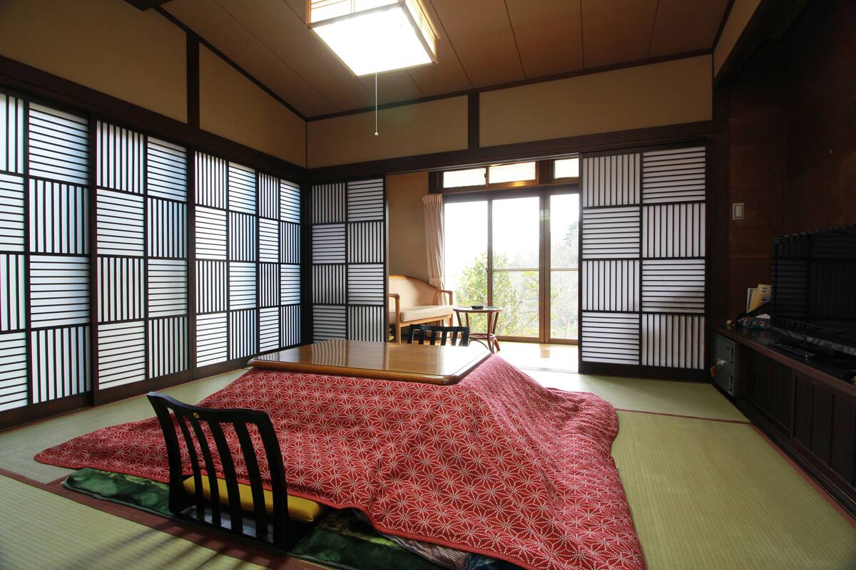 Japanese Style Room for 4 Guests with Shared Toilet
