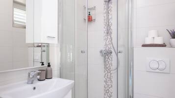 Hair dryer, towels