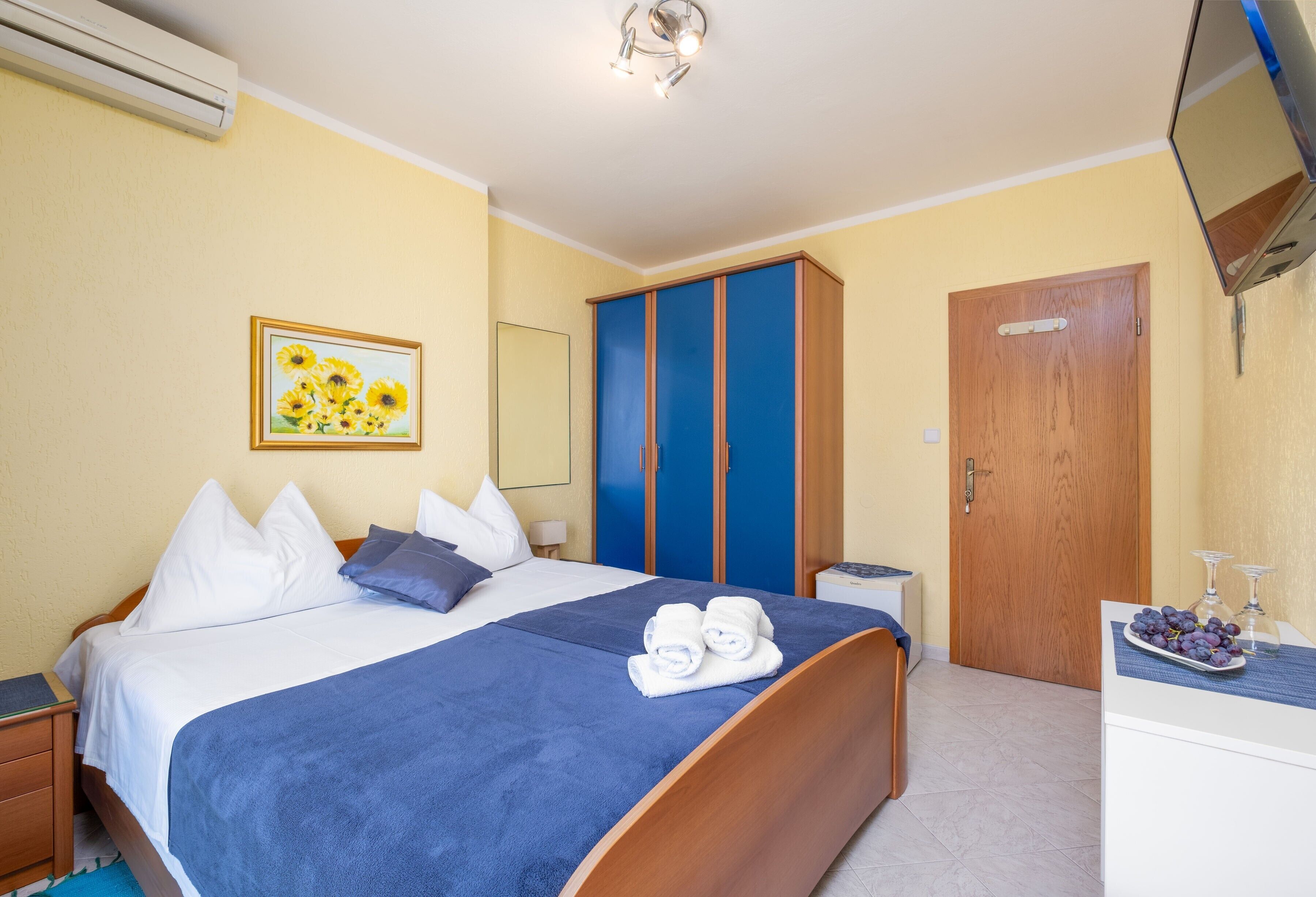 1 bedroom, Internet, bed sheets