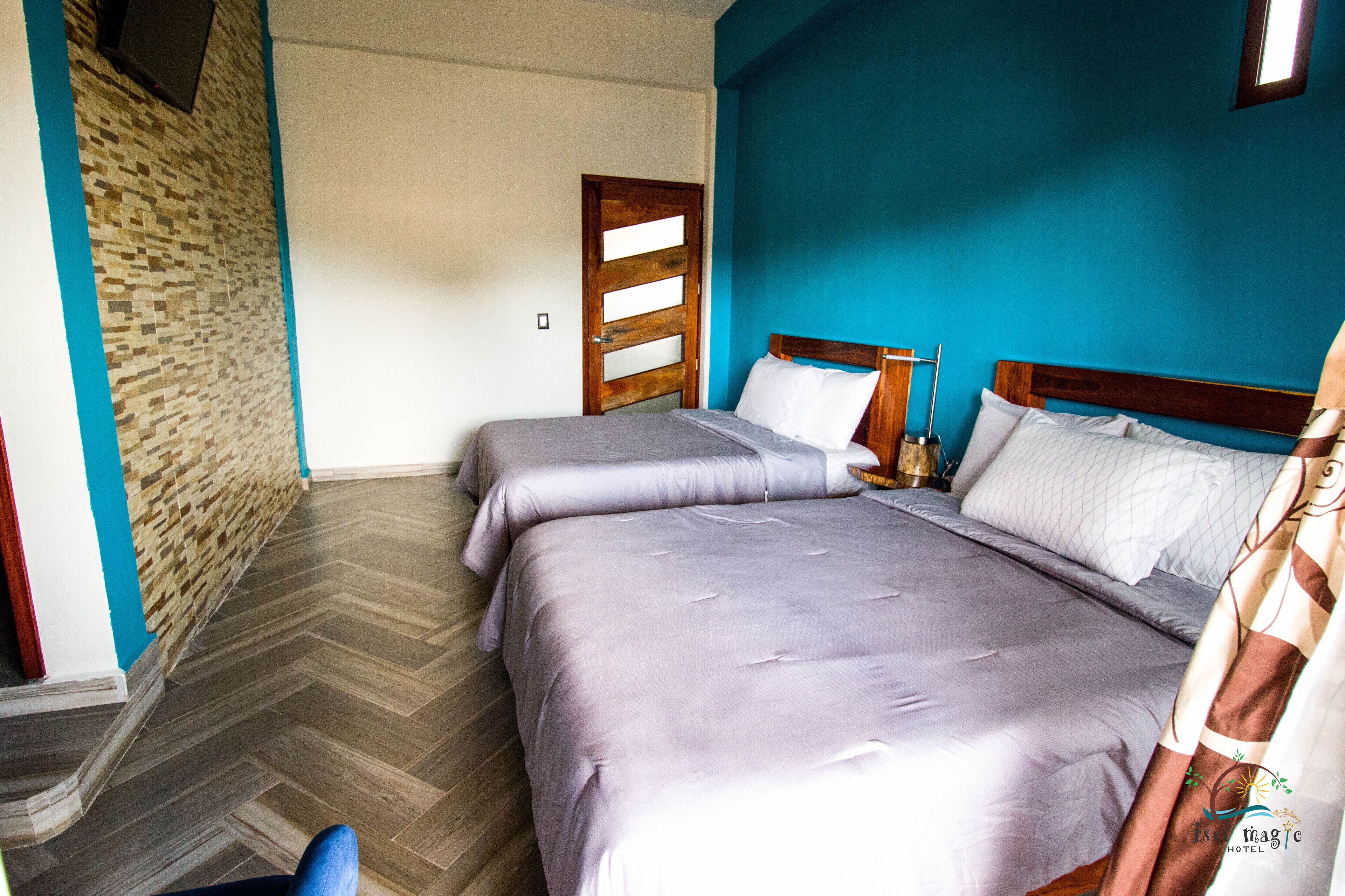 luxury room, 2 double beds, terrace | free wifi