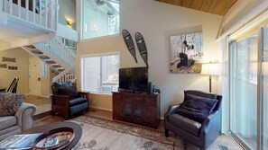 TV, fireplace, DVD player