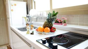 Sage Room | Private kitchenette