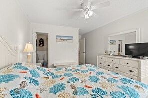 2 bedrooms, iron/ironing board, internet
