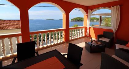 Holiday Home Adriatic View-Three Bedroom Apartment with Terrace and Sea View