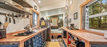 Sip and Stay Here! Close to Oregon Wineries - Unique Northwest Vacation Rentals