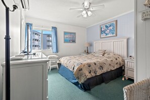 2 bedrooms, iron/ironing board, Internet