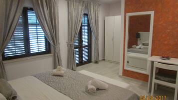 1 dormitorio, Internet, ropa de cama